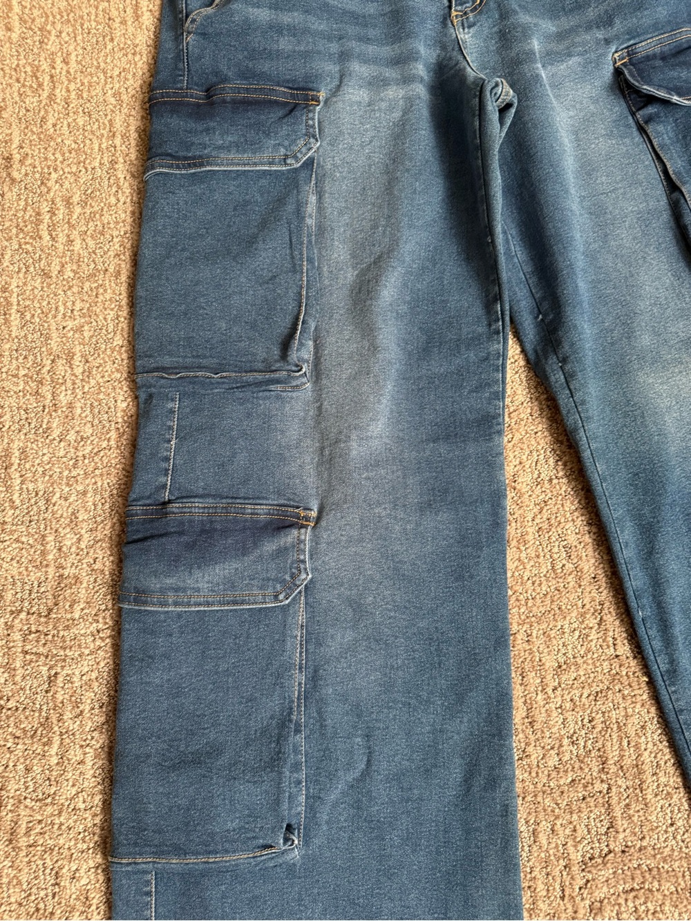High Rise Super Stretch Cargo Jeans - Picture 2 of 8